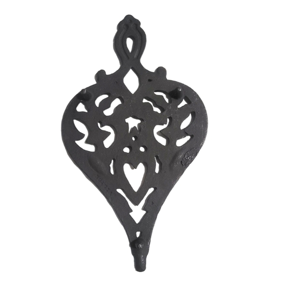 ⏳️Vintage⏳️Black CAST IRON Trivet Tea Warmer Pot Holder - Picture 2 of 4